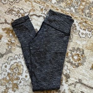 Brushed Lululemon wunder under leggings size 6